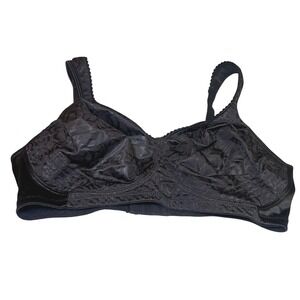Playtex Womens Size 40DD 18 Hour Bra Black Full Coverage Full Support Lift 4745